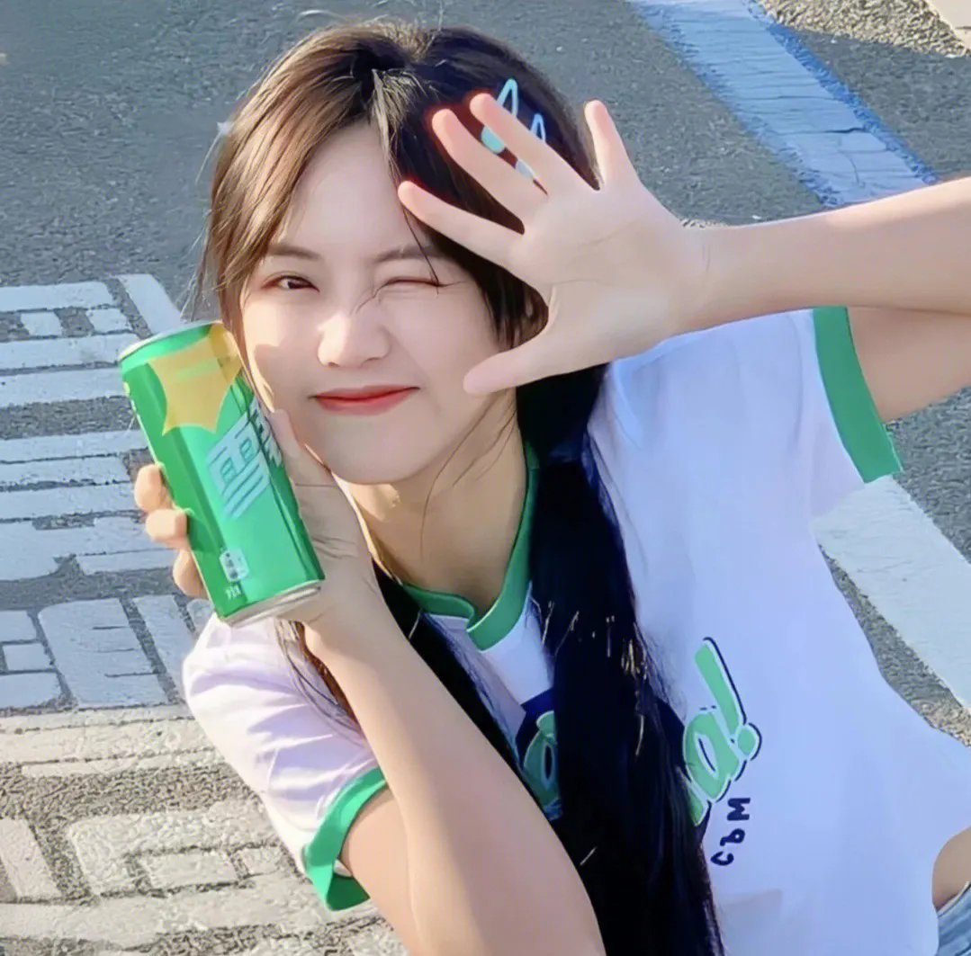 心声泄露后镇国公府热闹极了